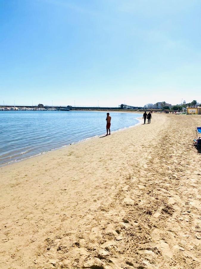 Апартаменты В 4 Мин От Пляжа Torrevieja Bagian luar foto